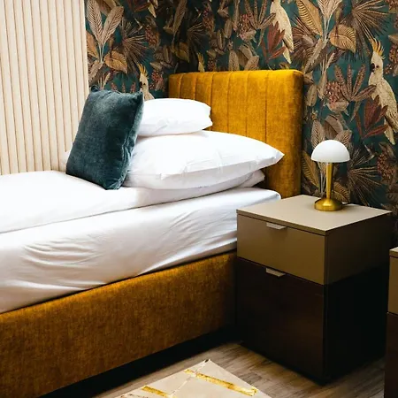 Bed & Breakfast M5 Autopalya Eurobus Panzio 140,km Kisteleki Lehajto *
